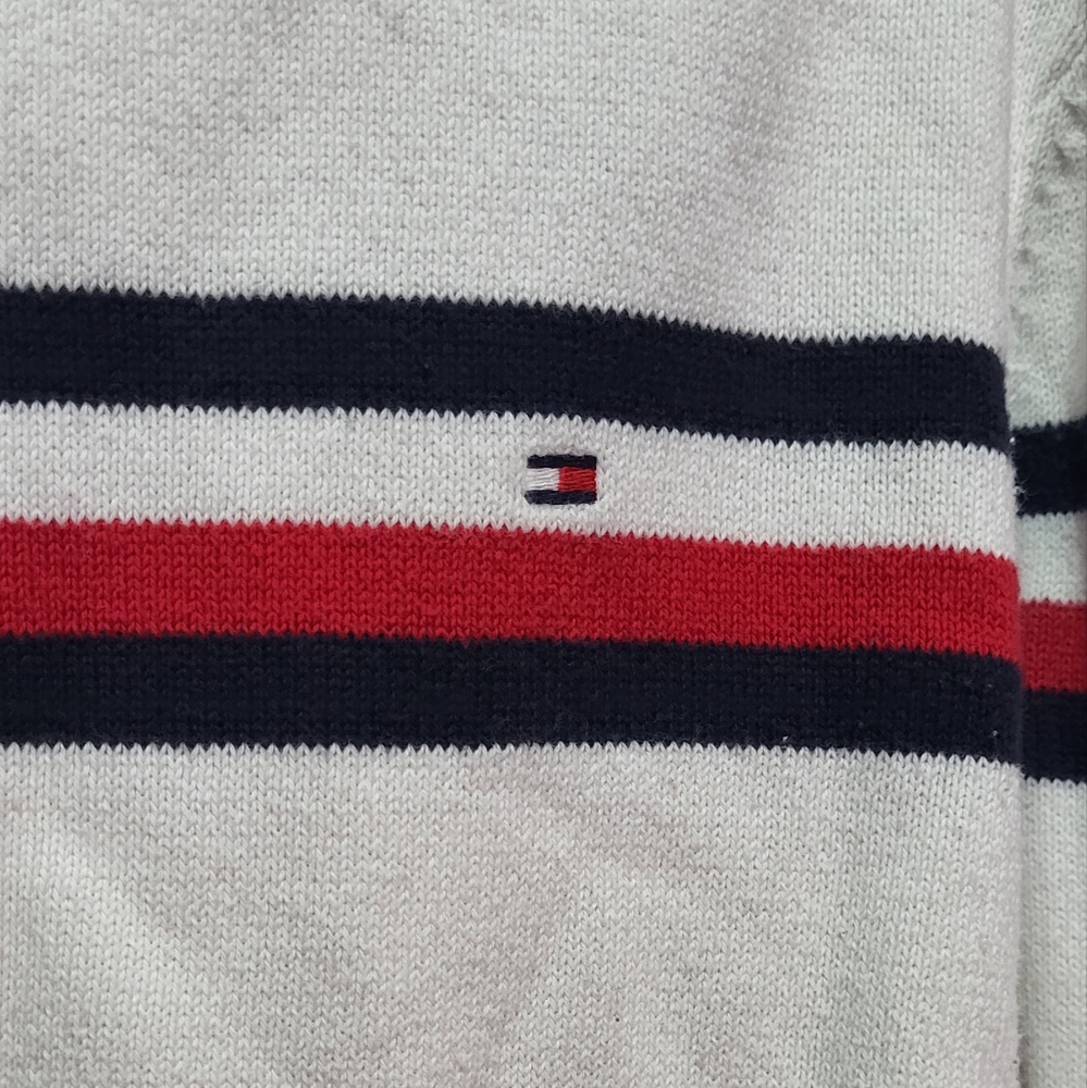 Tommy Hilfiger Boys White Crewneck Pullover Cotton Sweater Size Medium (8/10) - Picture 4 of 7